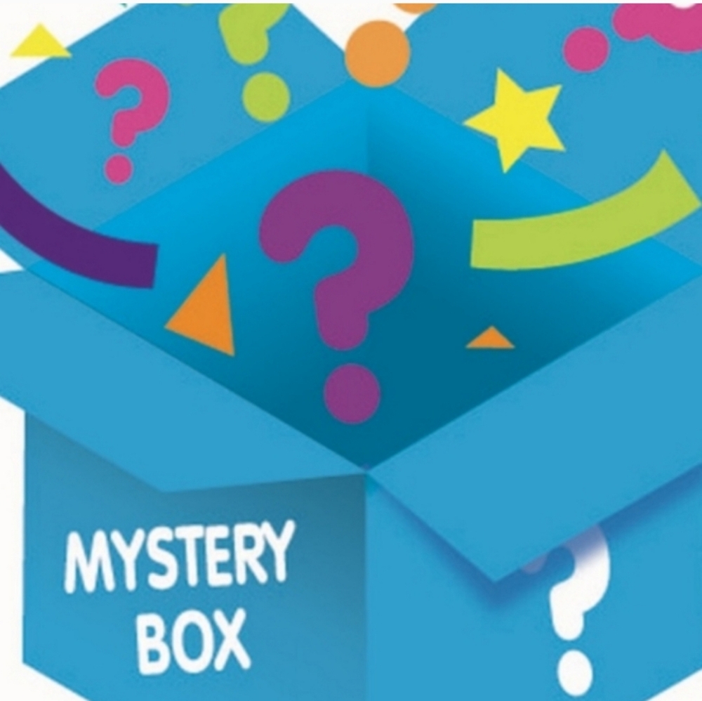 5 pound mystery box  Size Xsmall